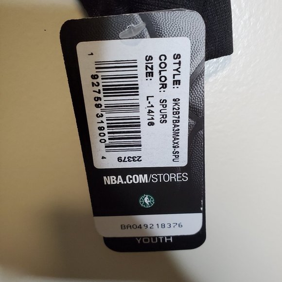 NBA by Outerstuff NBA San Antonio Spurs Hoodie - Picture 2 of 3